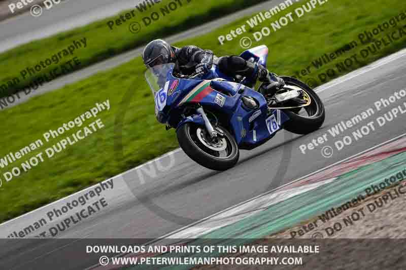 donington no limits trackday;donington park photographs;donington trackday photographs;no limits trackdays;peter wileman photography;trackday digital images;trackday photos